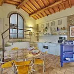 Poggiluglio By Posarellivillas Apartament *