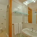 Poggiluglio By Posarellivillas Apartament *