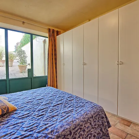 Apartment Poggiluglio