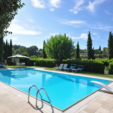 Poggiluglio Apartment
